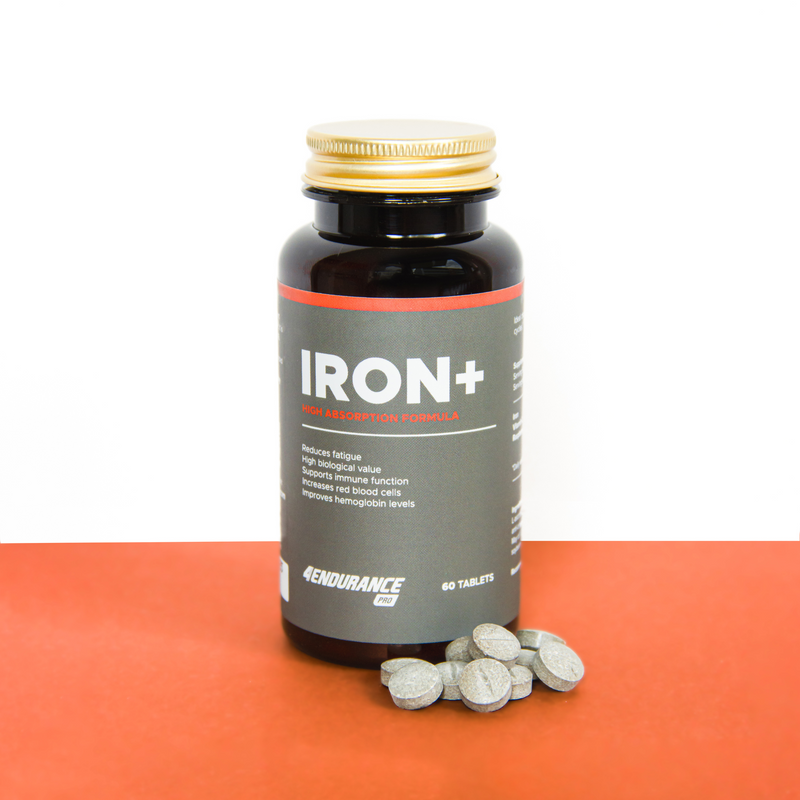 Iron+ 4Endurance Pro preprečuje utrujenost, povečuje VO2 max in podpira normalno delovanje možganov z železom, vitaminom C in izvlečkom malininih listov.