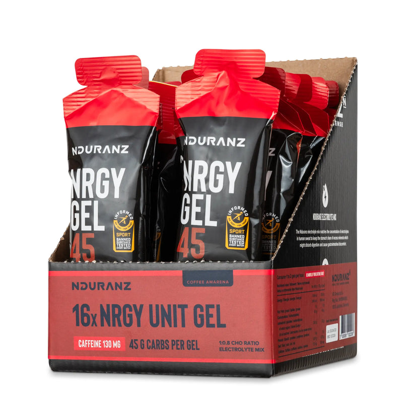 Nduranz Nrgy Gel 45 with Caffeine Box - 16 x 75g okus češnje, odprta razstavna škatla paketkov gela z rdečimi zamaški in črno‑rdečim dizajnom.